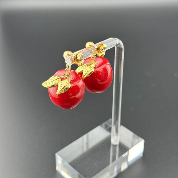 Vintage Avon Gold Tone & Red Light Pink Swirl Lucite Apple Dangle Earrings 1 in - Picture 11 of 12